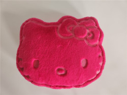Coussin FORME HELLO KITTY...